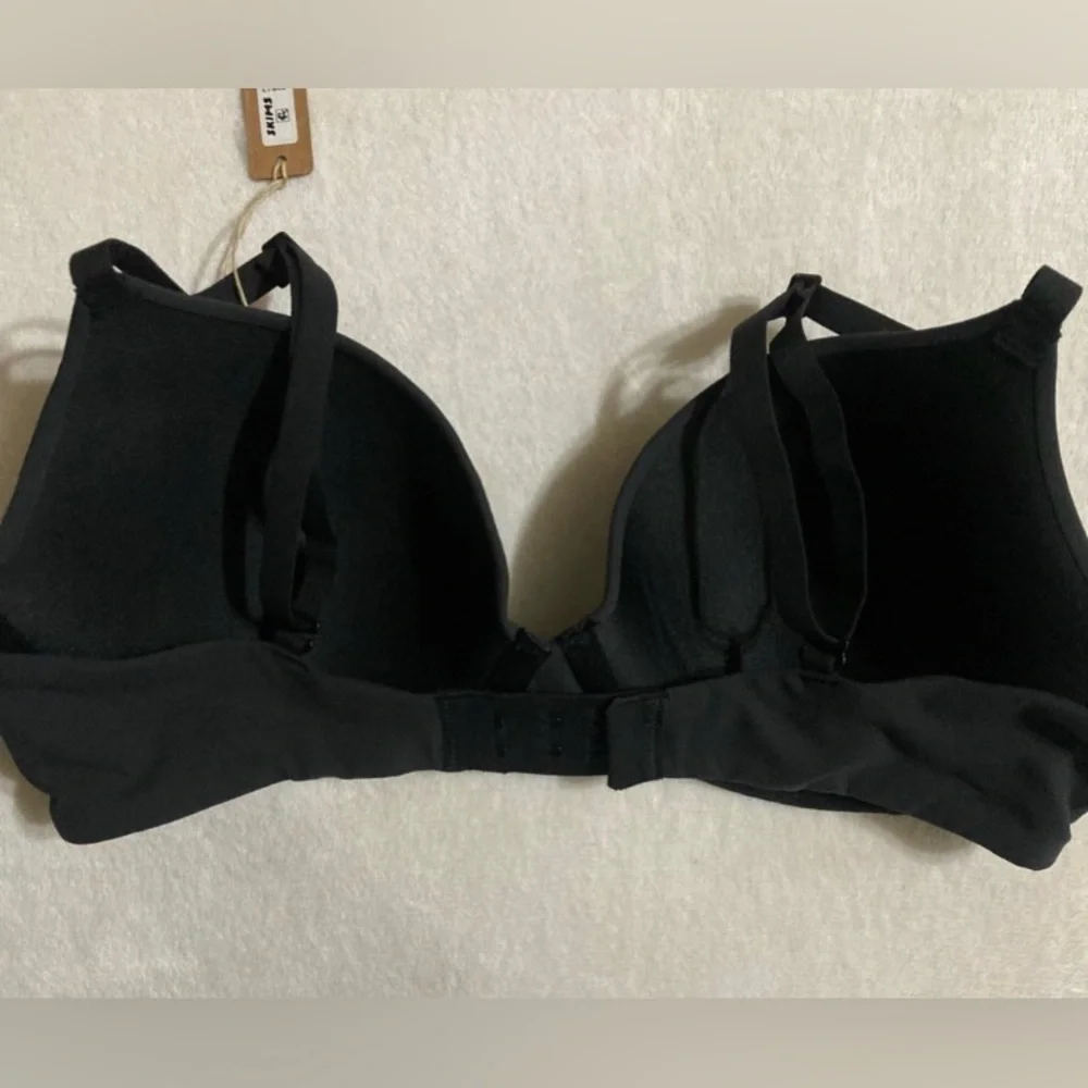 SKIMS T-Shirt Bra 34C - Picture 3 of 4